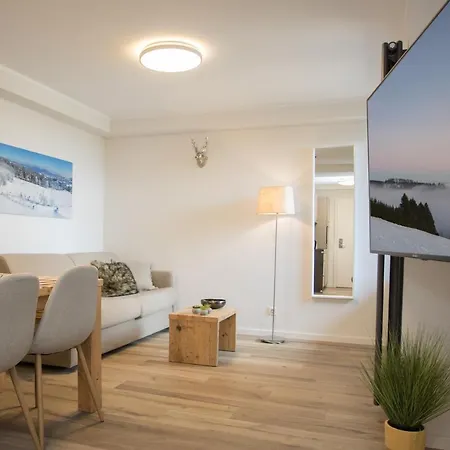 Welcome In - 'wintertraum', In Pistennaehe, Mit Balkon, In Schoener Umgebung - Neuastenberg,